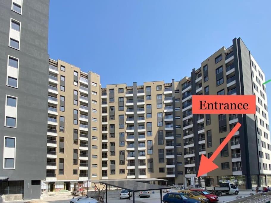 Milo Apartment Skopje Bagian luar foto